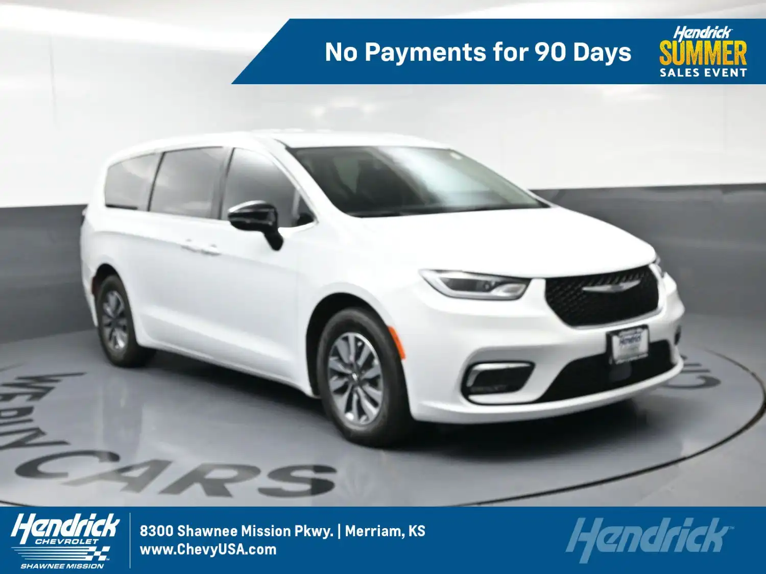 2024 Chrysler Pacifica Hybrid Select PHEV's photo
