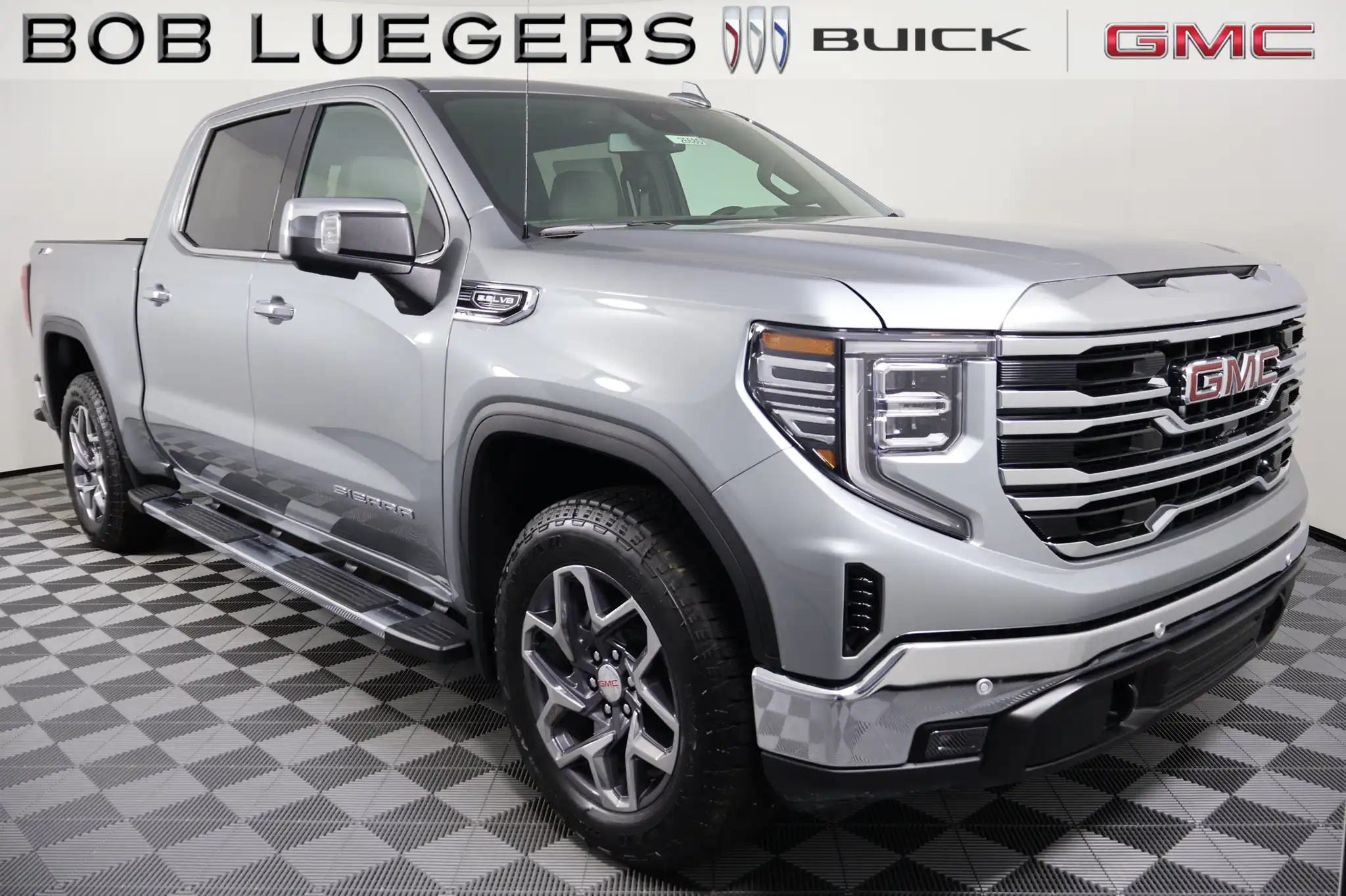 2026 GMC Sierra SLT 4WD Crew Cab Short Box's photo