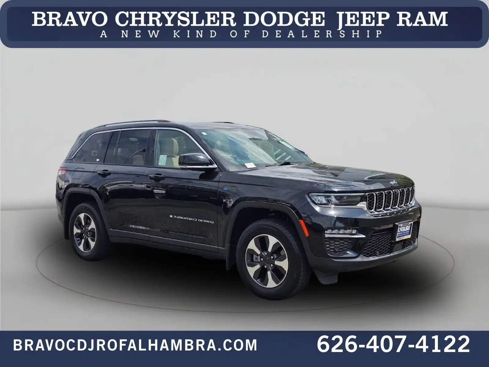 2023 Jeep Grand Cherokee 4xe 4WD's photo