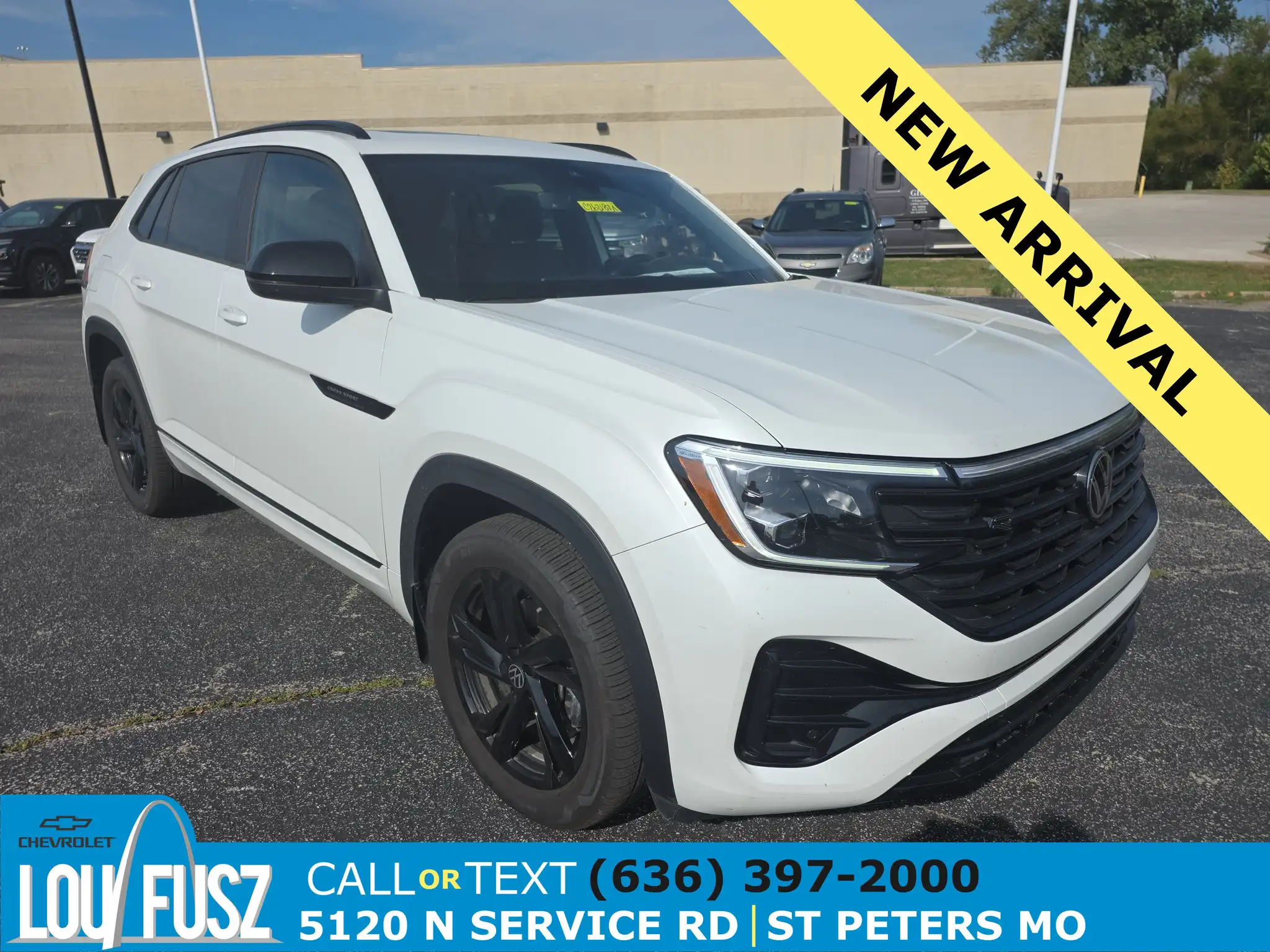 2026 Volkswagen Atlas Cross Sport 2.0T SEL R-Line 4Motion's photo