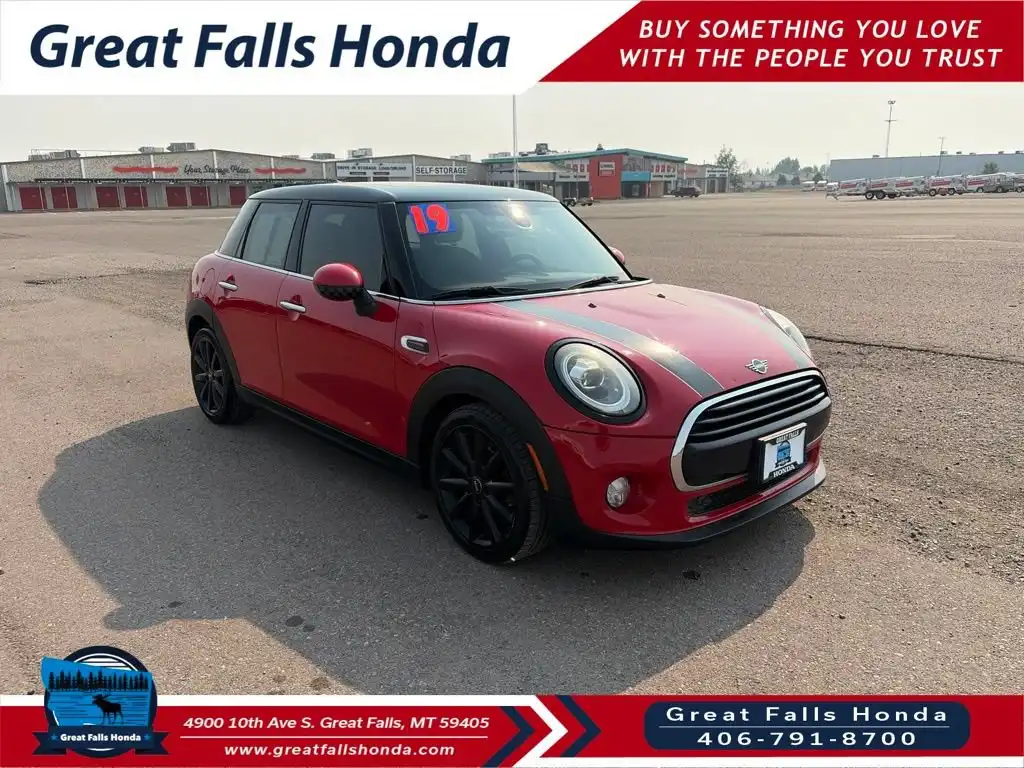 2019 MINI Hardtop Cooper Iconic's photo