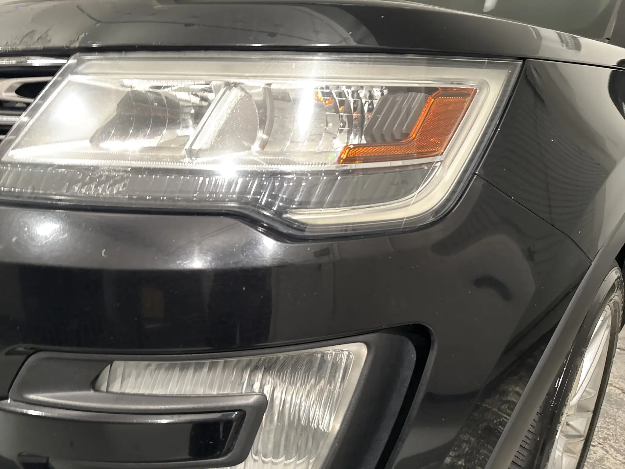 2017 Ford Explorer XLT 4WD photo 5