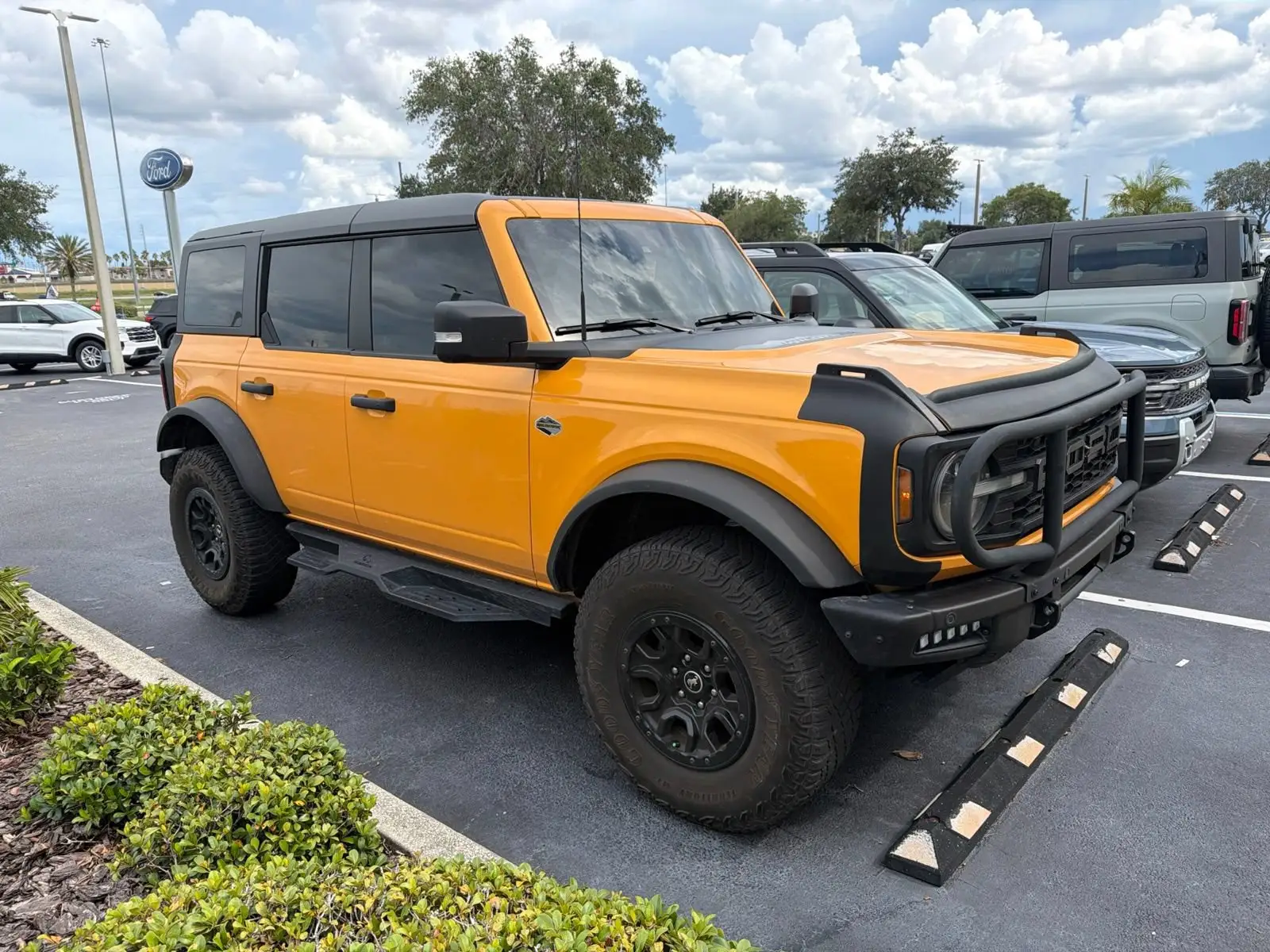 2022 Ford Bronco Wildtrak 4WD photo 1