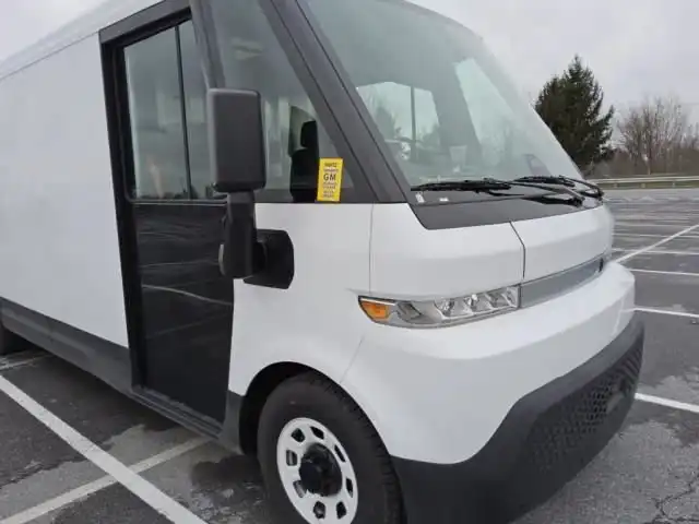 2024 Chevrolet BrightDrop AWD ZEVO 600's photo