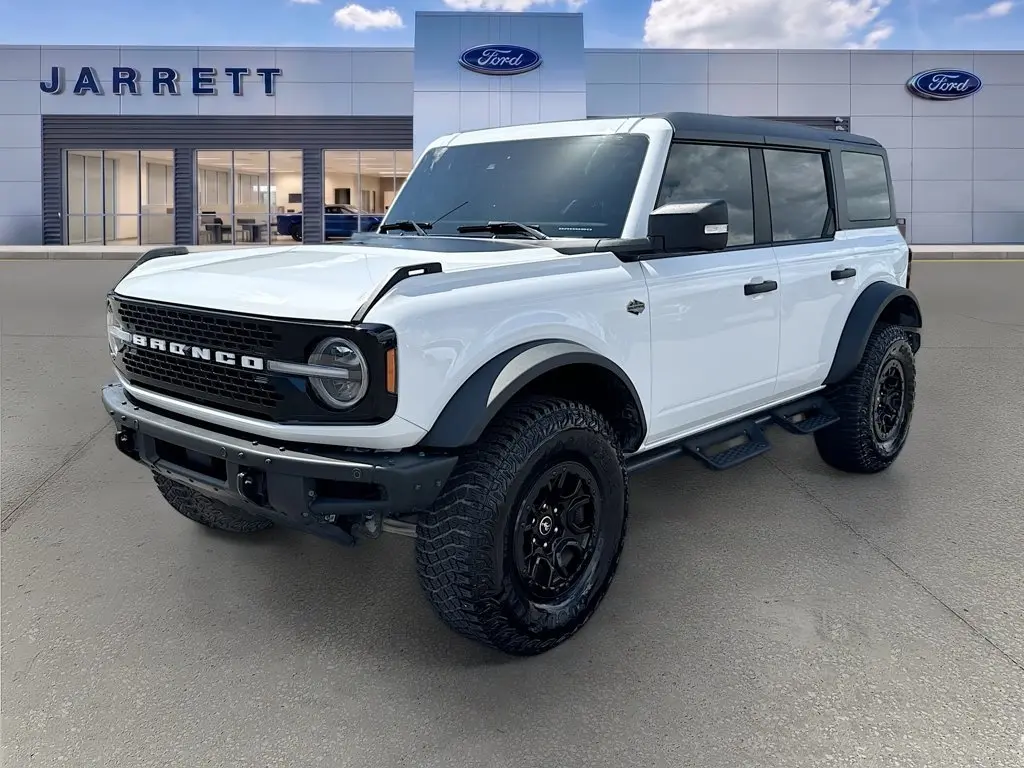 2023 Ford Bronco Wildtrak 4WD photo 3
