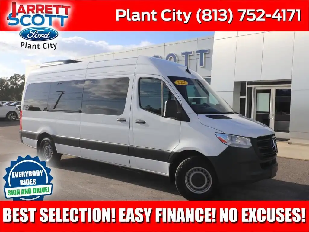 2025 Mercedes-Benz Sprinter 2500 170 WB High Roof's photo