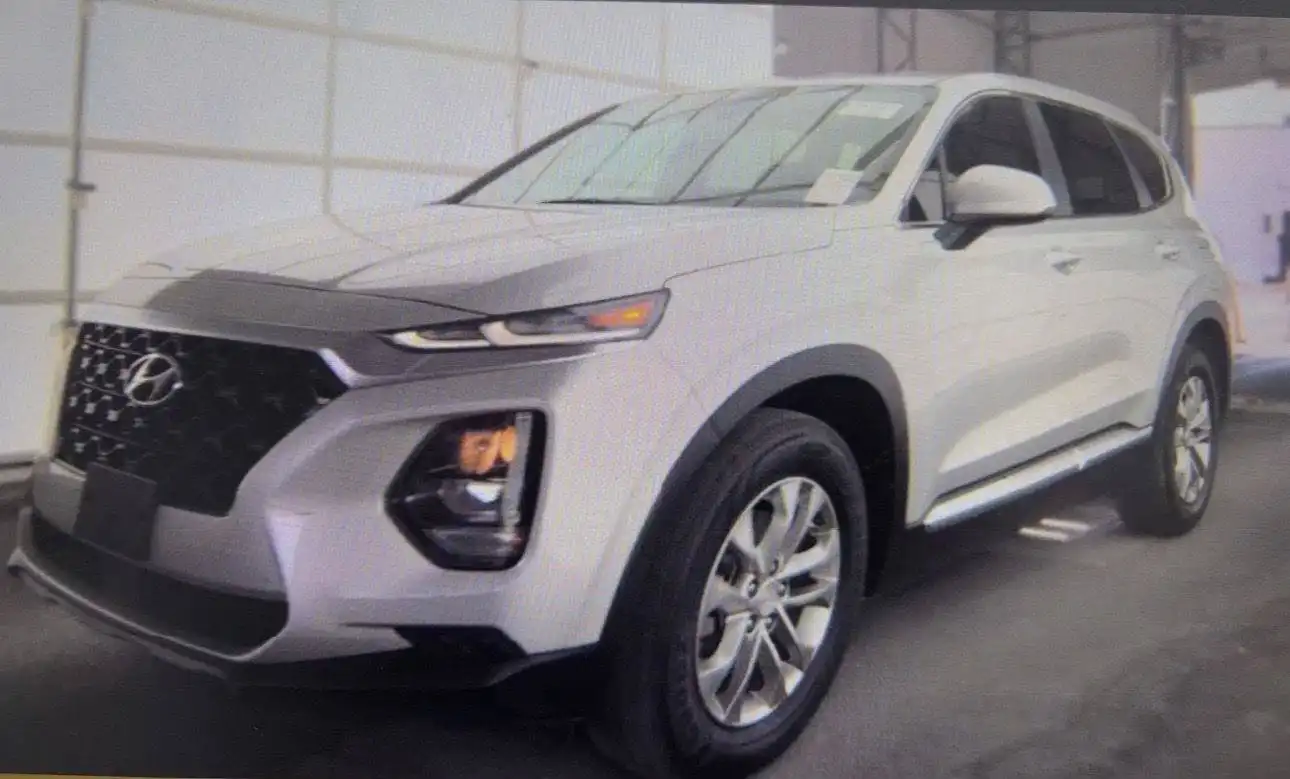 2019 Hyundai Santa Fe 2.4 SE's photo