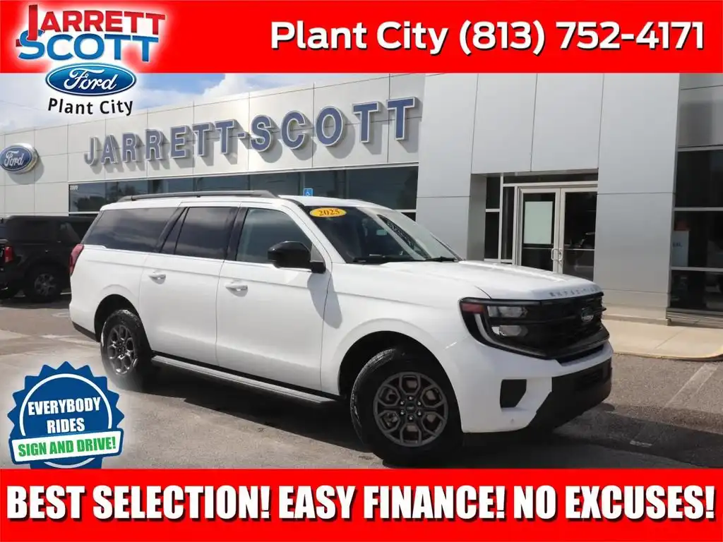 2025 Ford Expedition Active 4WD MAX's photo
