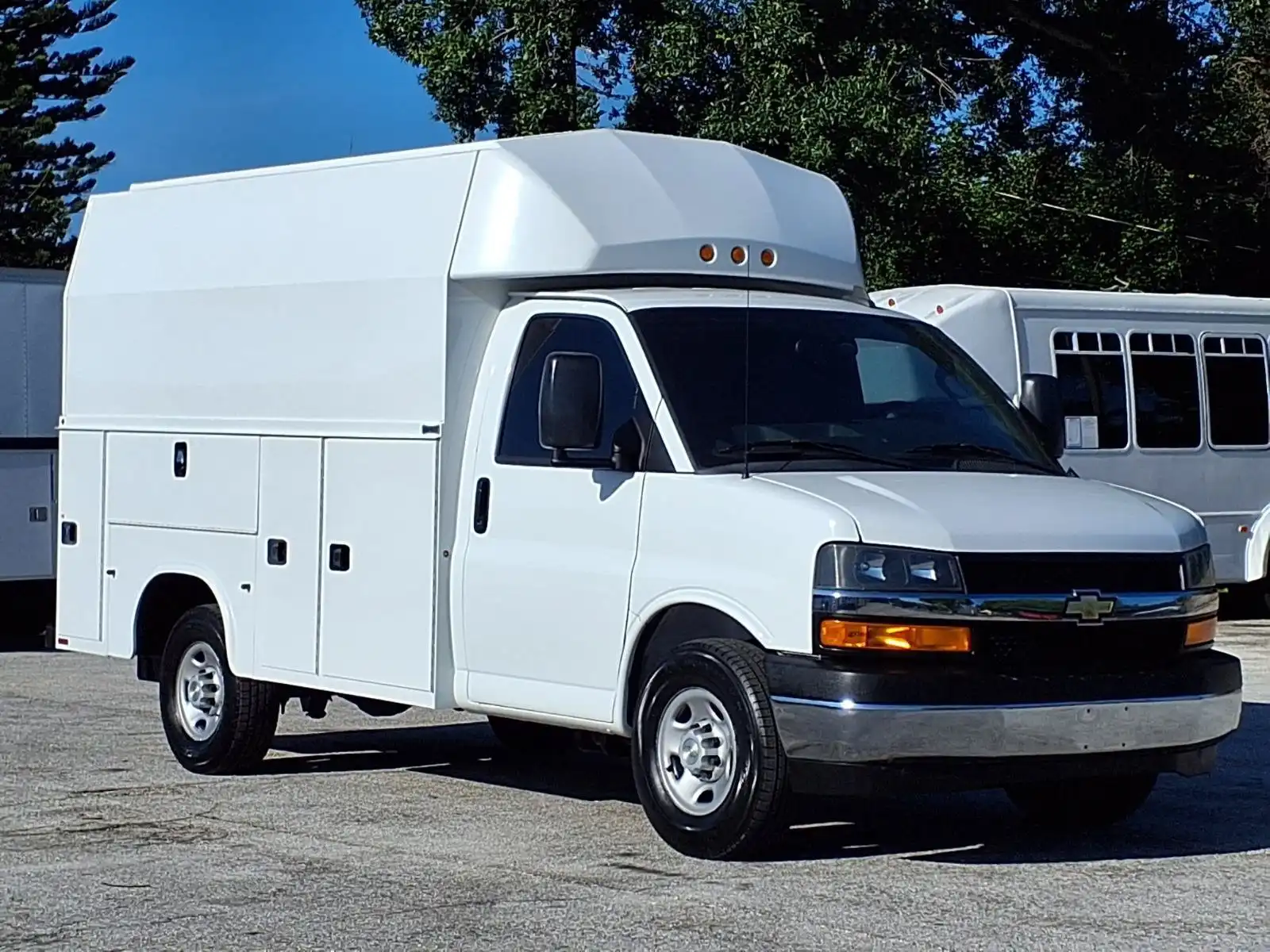 2022 Chevrolet Express 3500 139" WB's photo