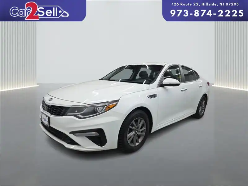 2020 Kia Optima LX Auto's photo