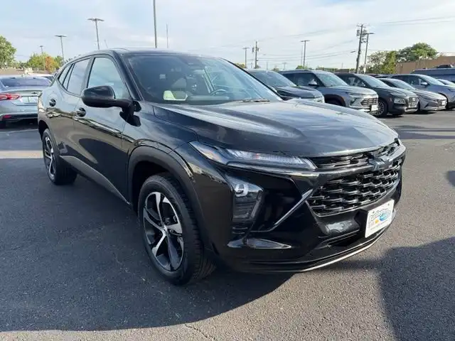 2025 Chevrolet Trax 1RS's photo