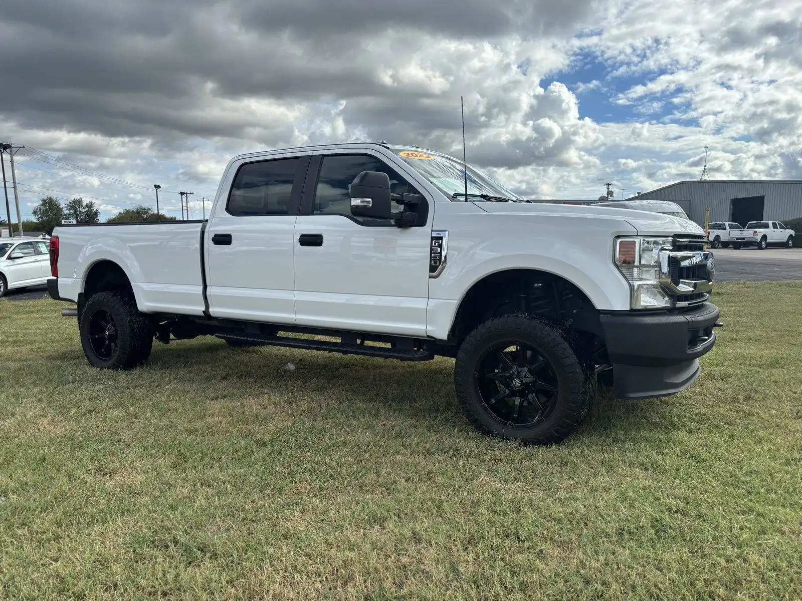 2022 Ford F-350 XL 4WD Crew Cab SRW 8' Box's photo