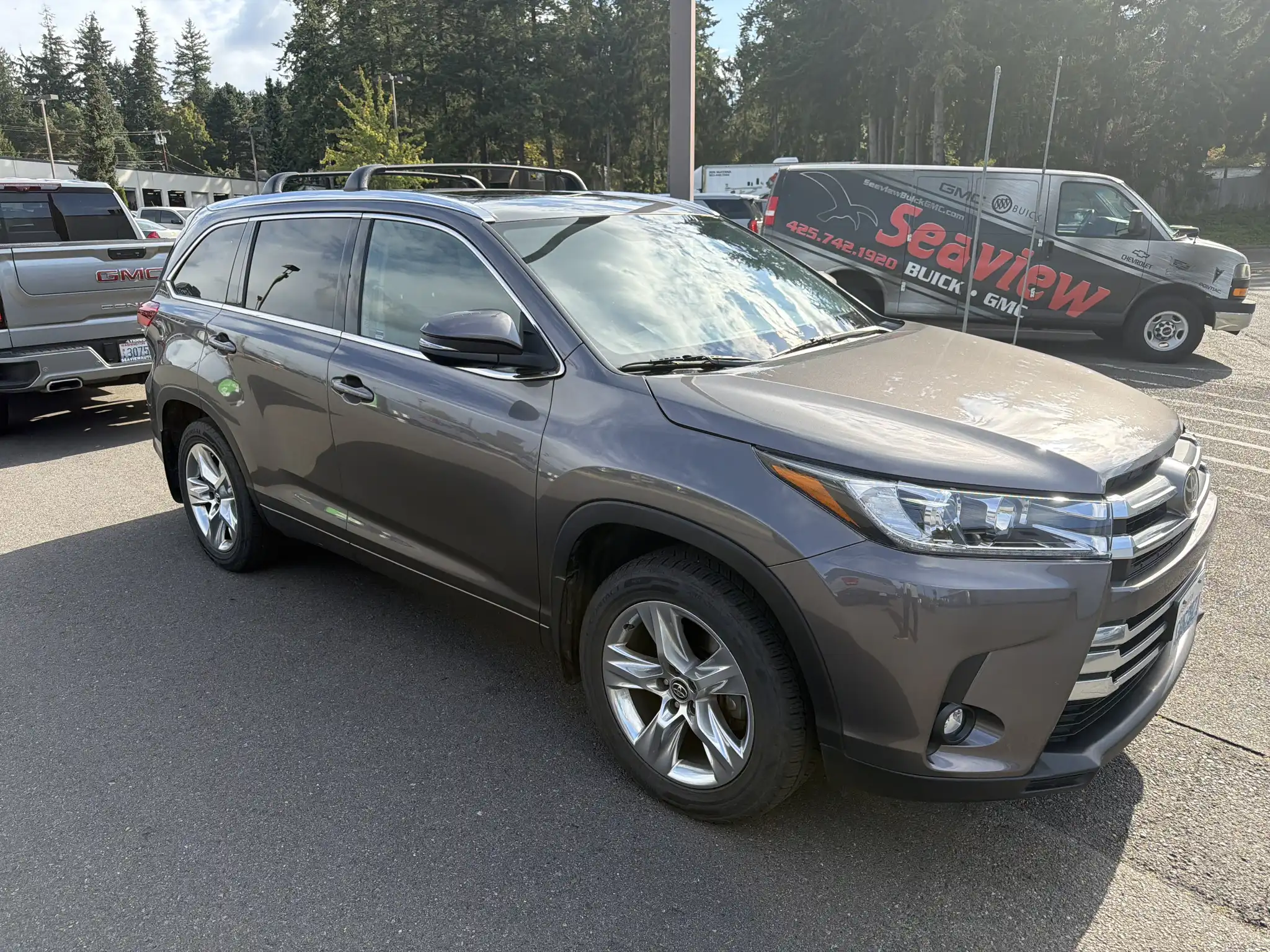 2019 Toyota Highlander Limited 4WD V6's photo