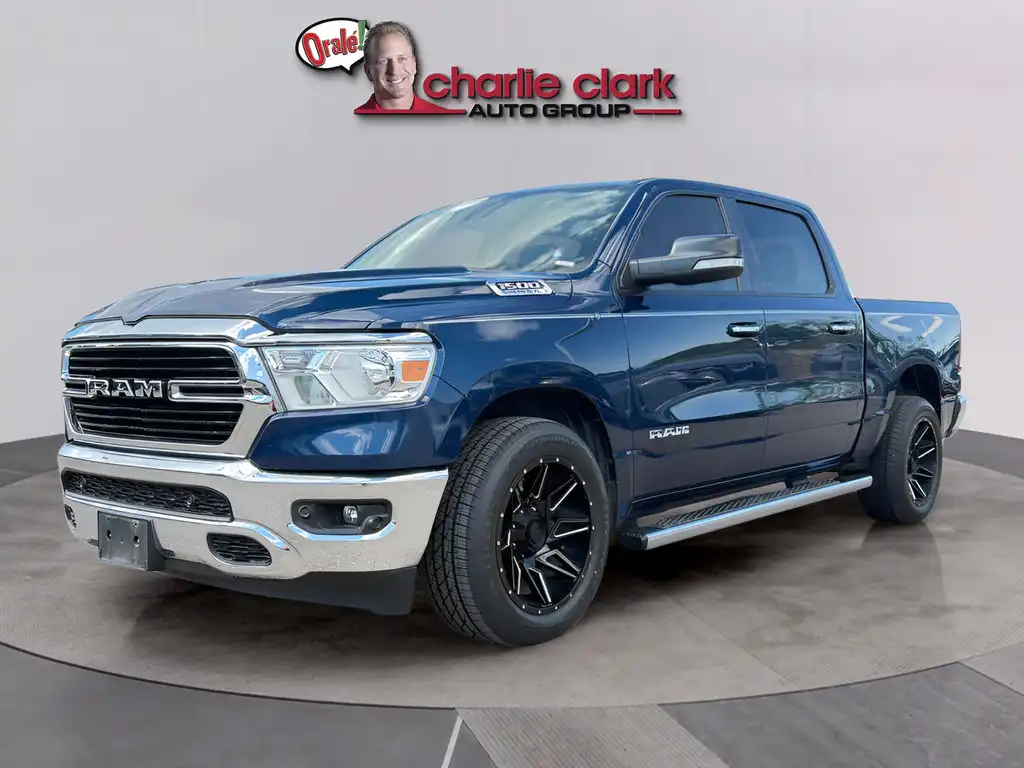 2020 RAM 1500 Big Horn/Lone Star Crew Cab 5'7's photo
