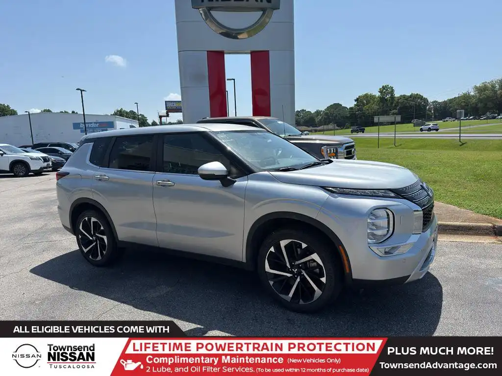 2024 Mitsubishi Outlander SE Black Edition S-AWC's photo