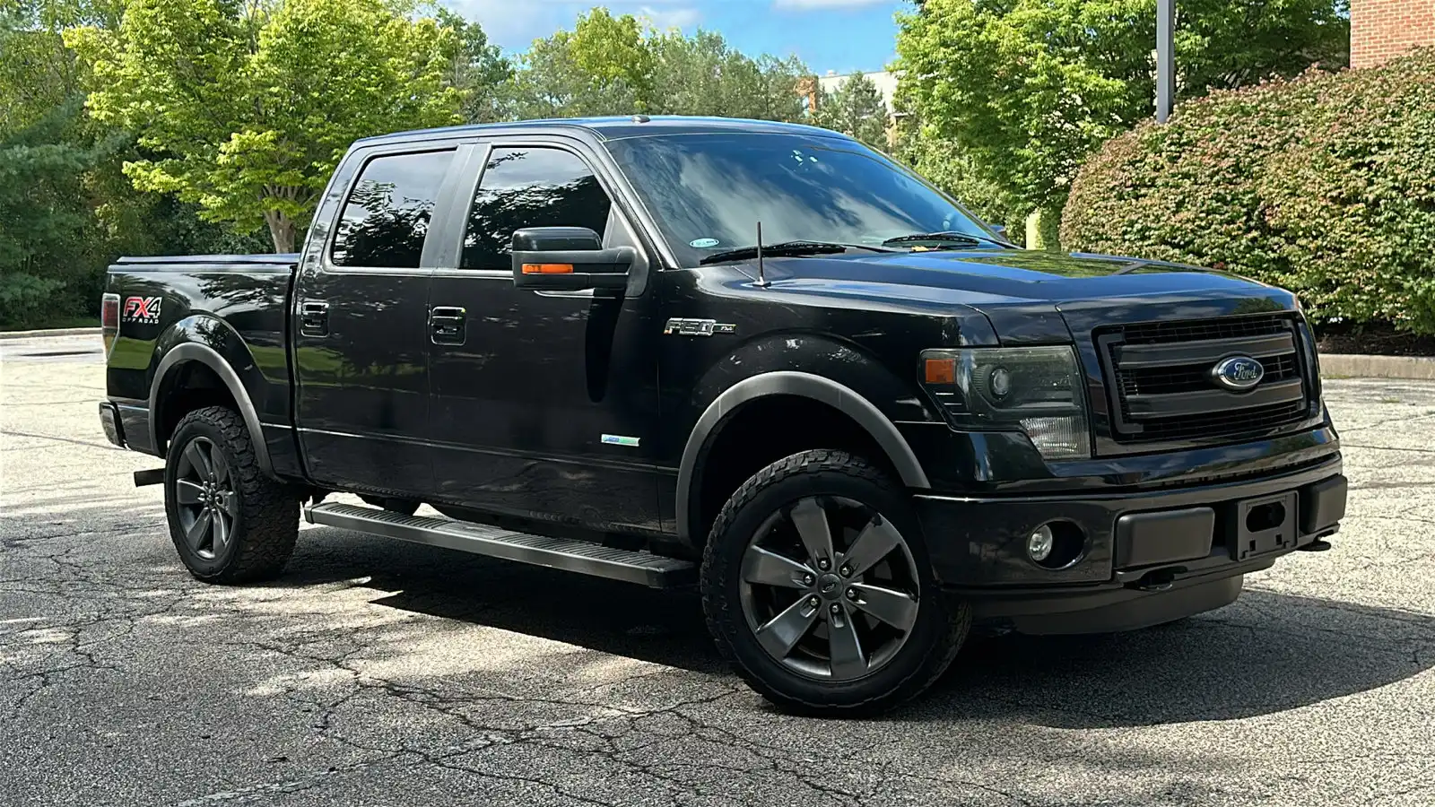 2014 Ford F-150 FX4 4WD SuperCrew 145 in's photo