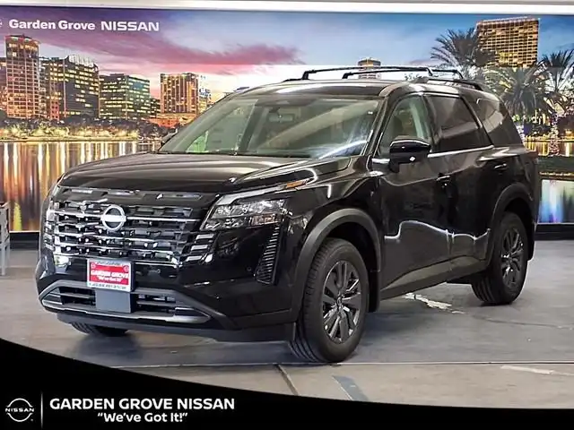 2026 Nissan Pathfinder SV 2WD's photo