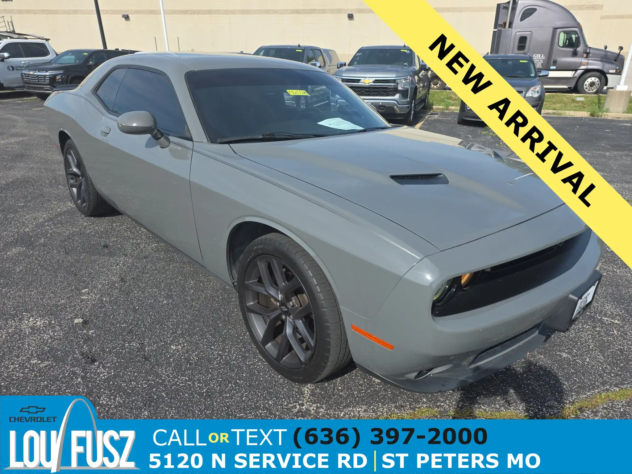 2019 Dodge Challenger SXT Auto's photo