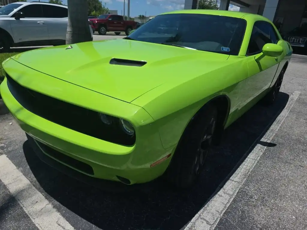 2023 Dodge Challenger SXT Auto's photo