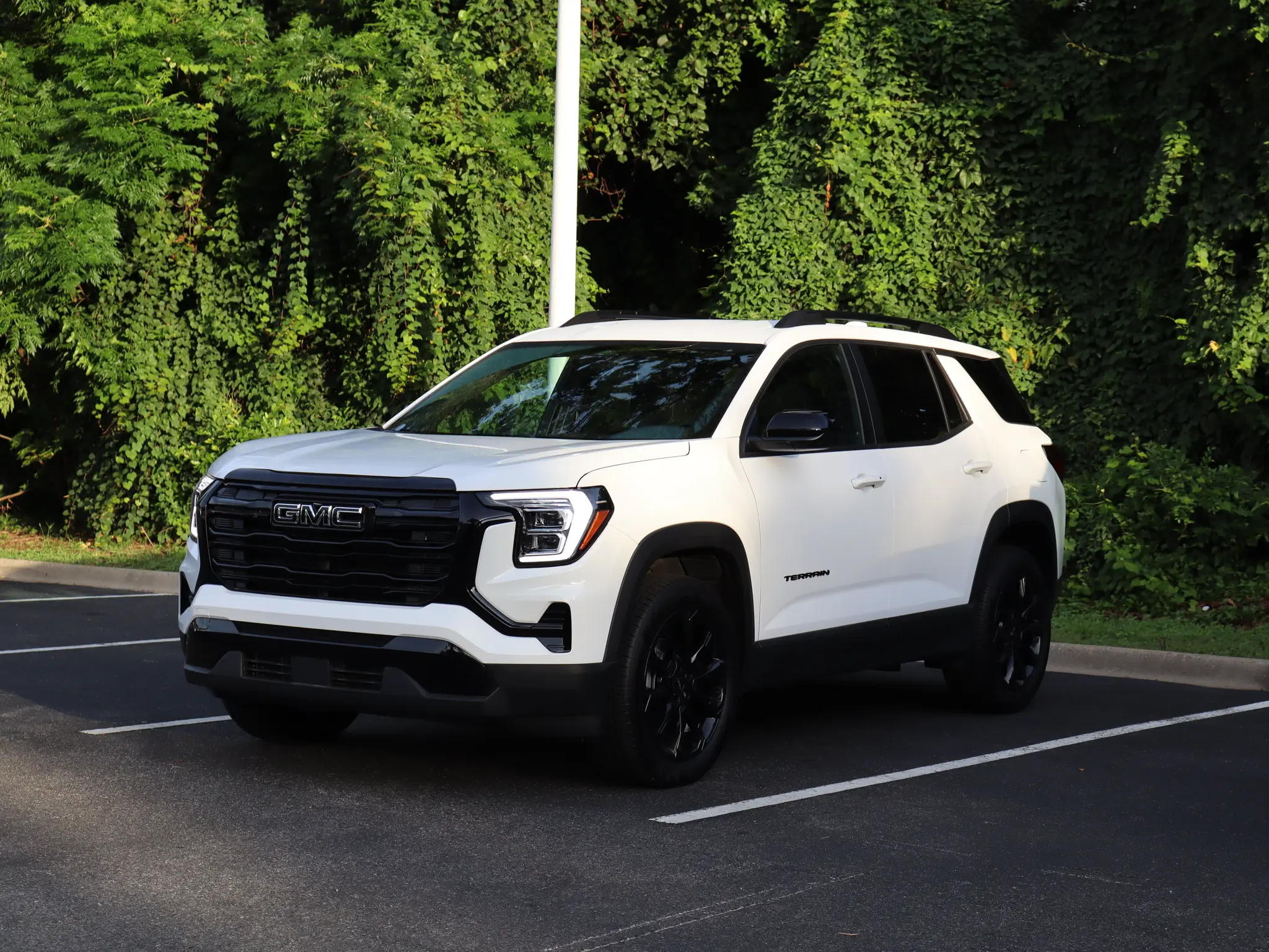 2026 GMC Terrain Elevation AWD photo 5