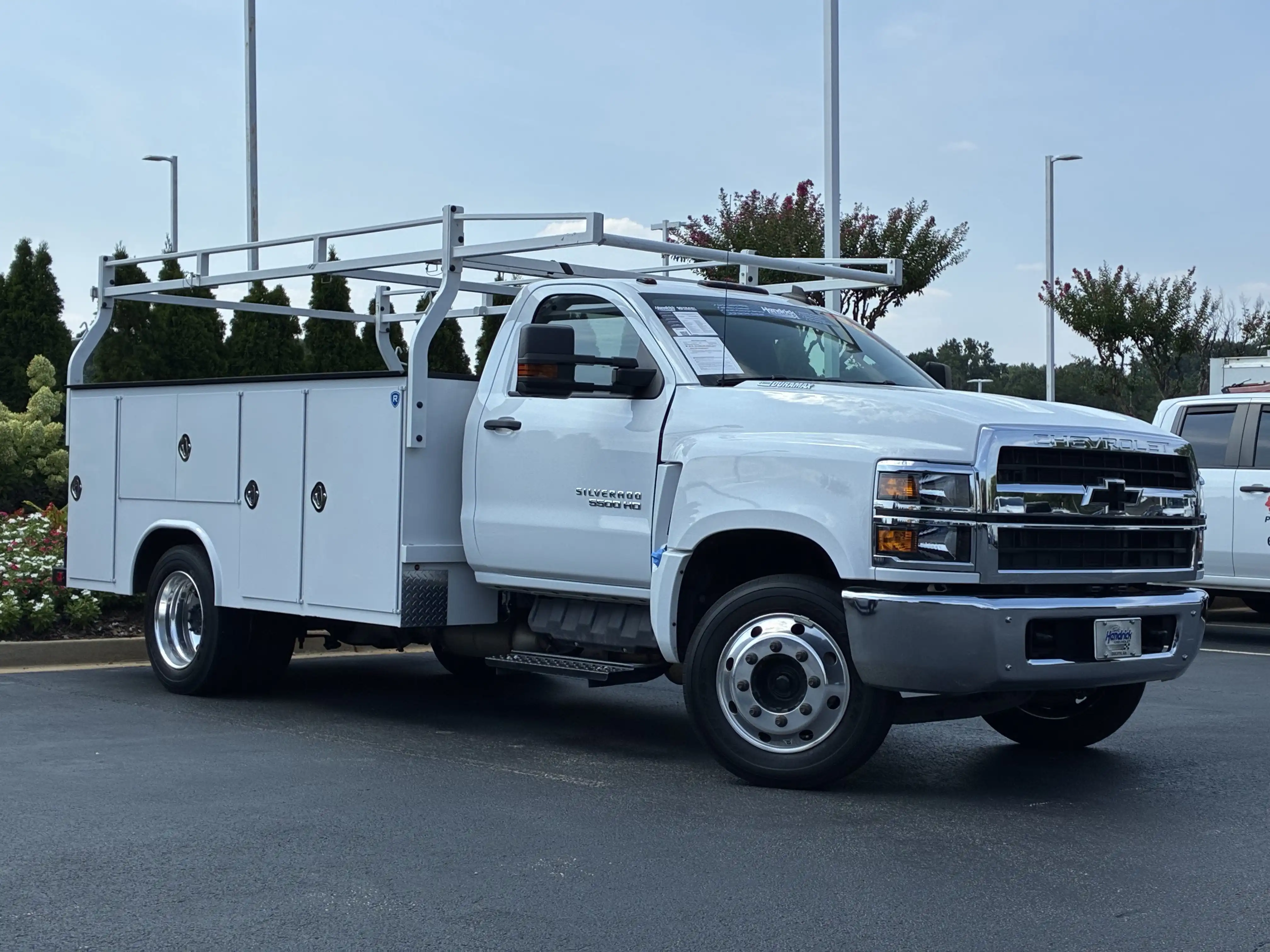 2023 Chevrolet Silverado HD Work Regular Cab 141" WB's photo