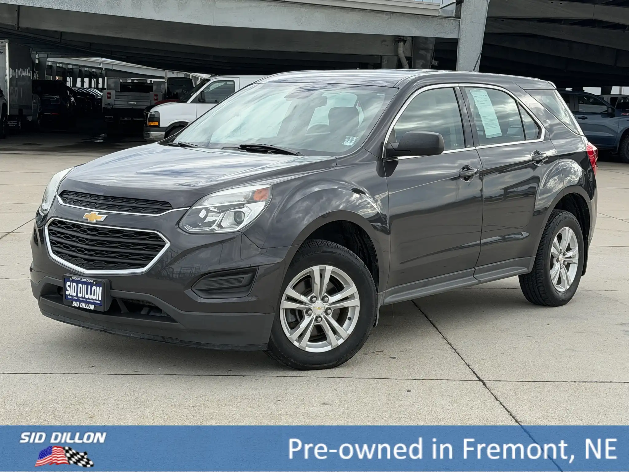 2016 Chevrolet Equinox LS's photo