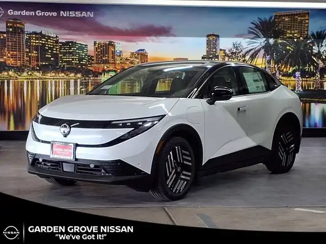 2026 Nissan Leaf SV Plus's photo