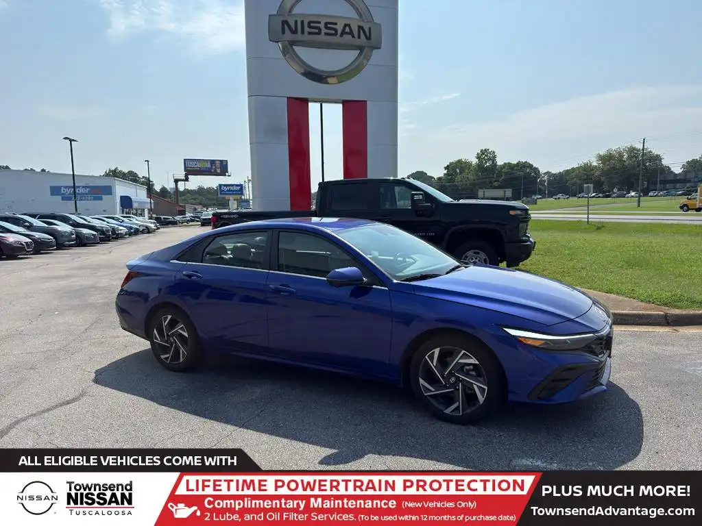 2024 Hyundai Elantra 2.0 Limited IVT's photo