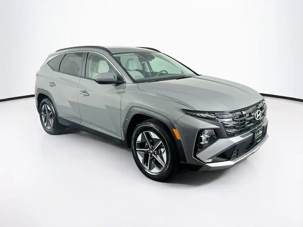 2026 Hyundai Tucson SEL FWD's photo