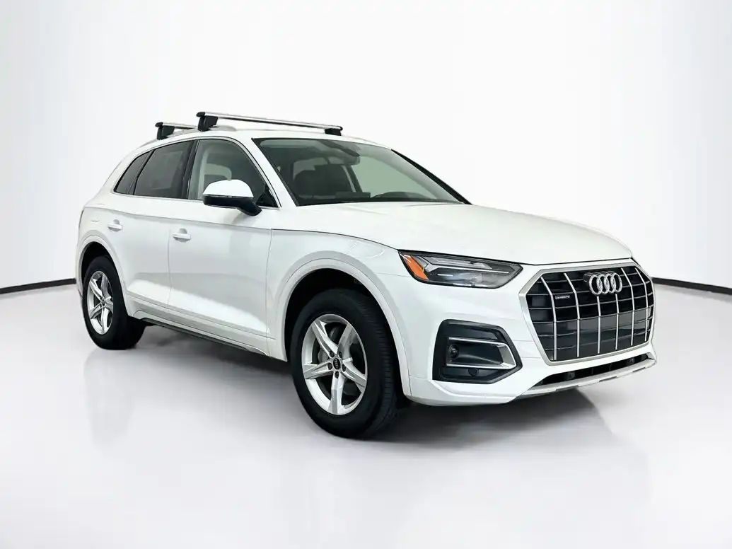 2023 Audi Q5 40 Premium's photo