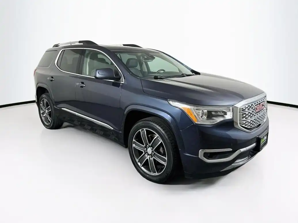 2019 GMC Acadia Denali AWD's photo
