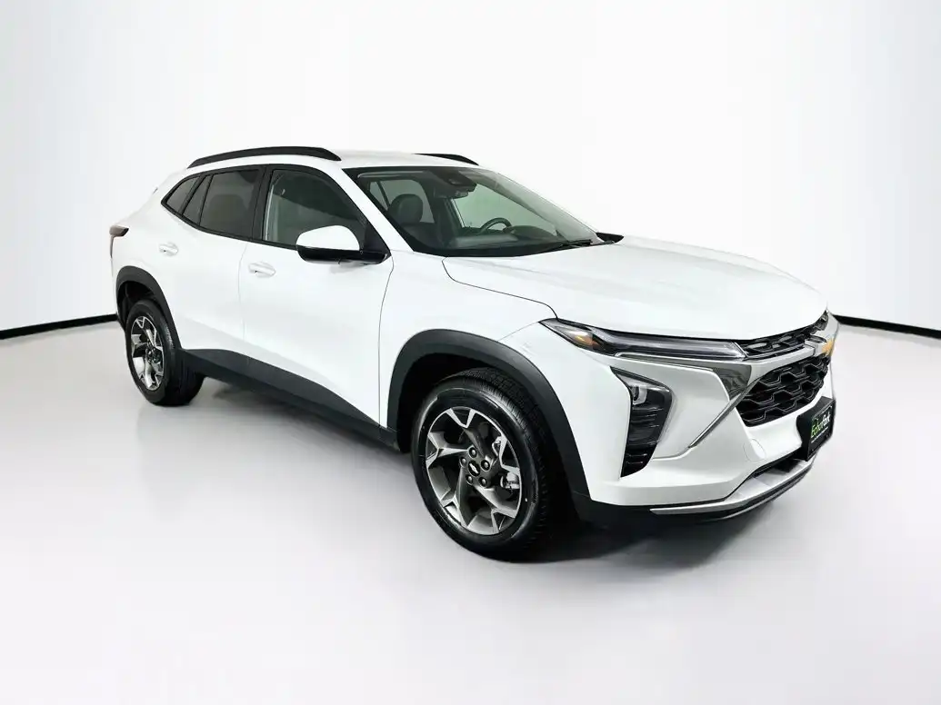 2025 Chevrolet Trax LT's photo