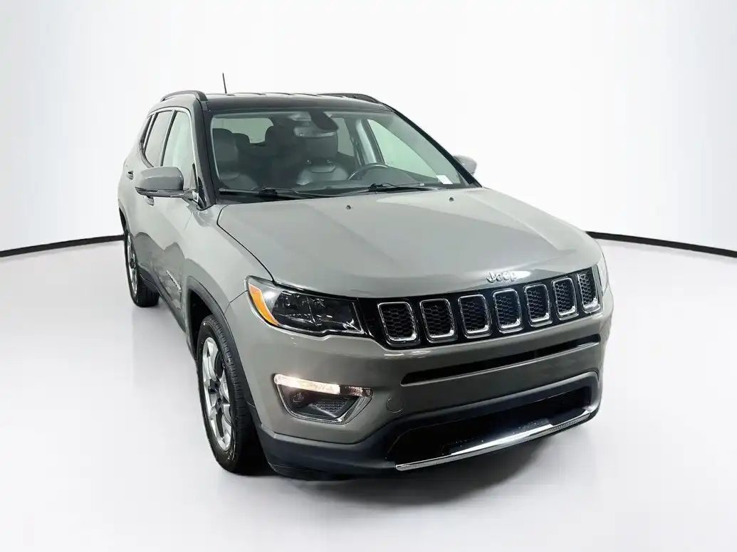 2019 Jeep Compass Limited's photo