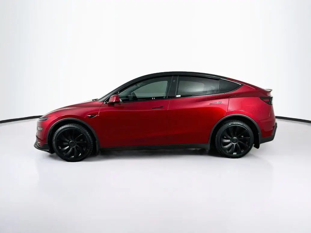 2026 Tesla Model Y Long Range Launch Series AWD photo 4