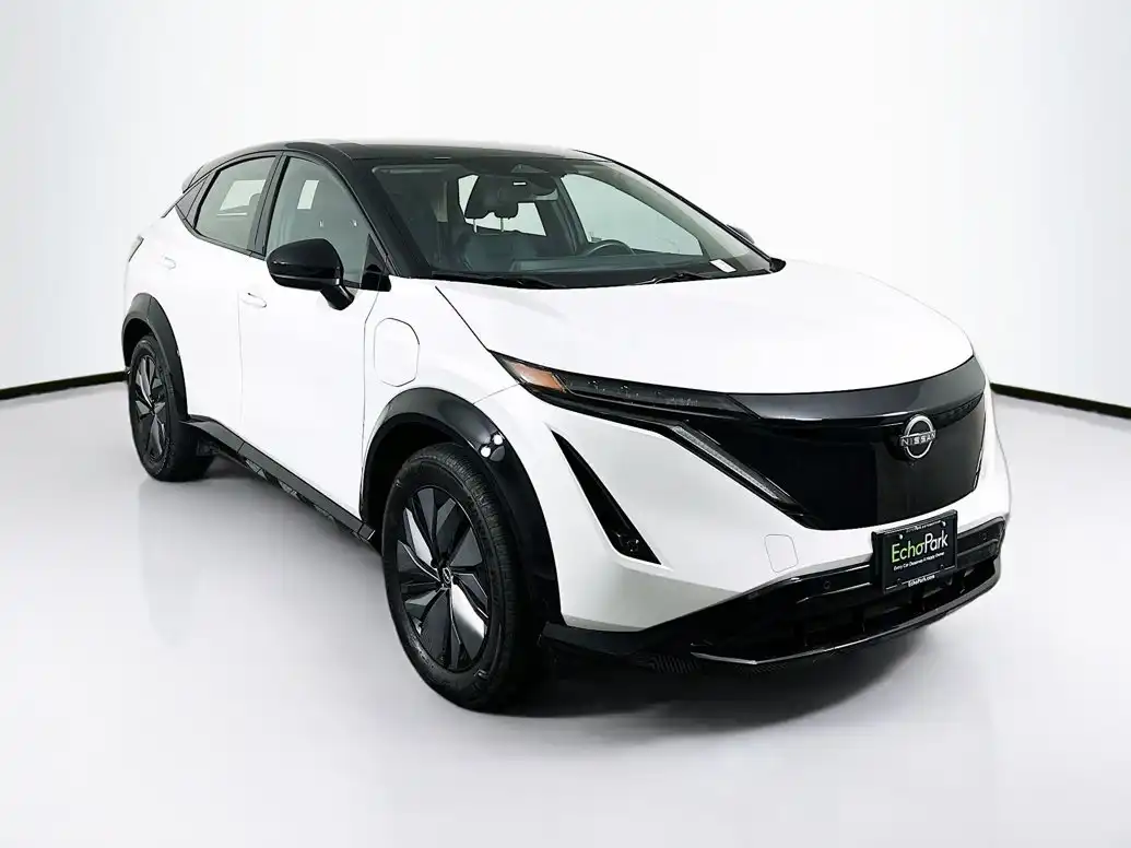 2024 Nissan Ariya Engage AWD's photo