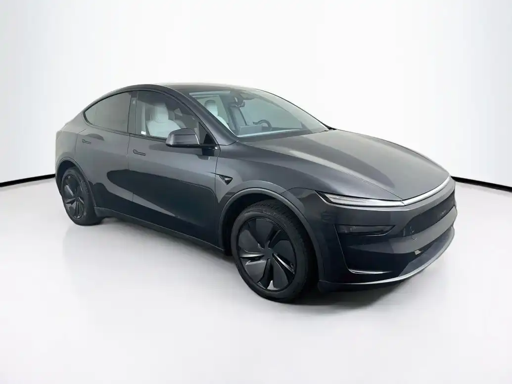 2026 Tesla Model Y Long Range Launch Series AWD's photo