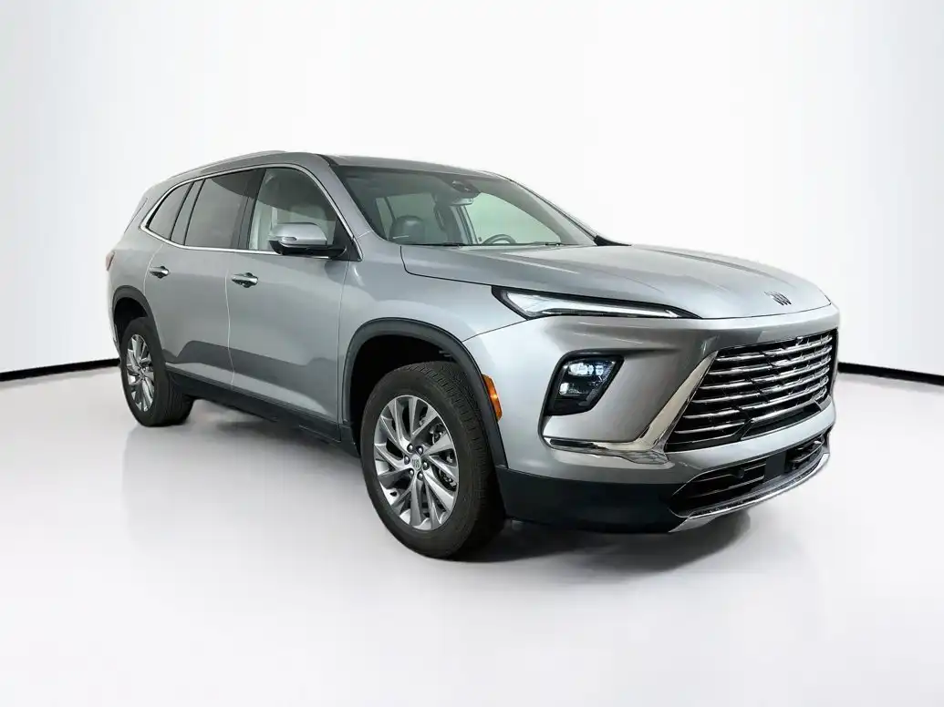 2025 Buick Enclave Preferred AWD's photo