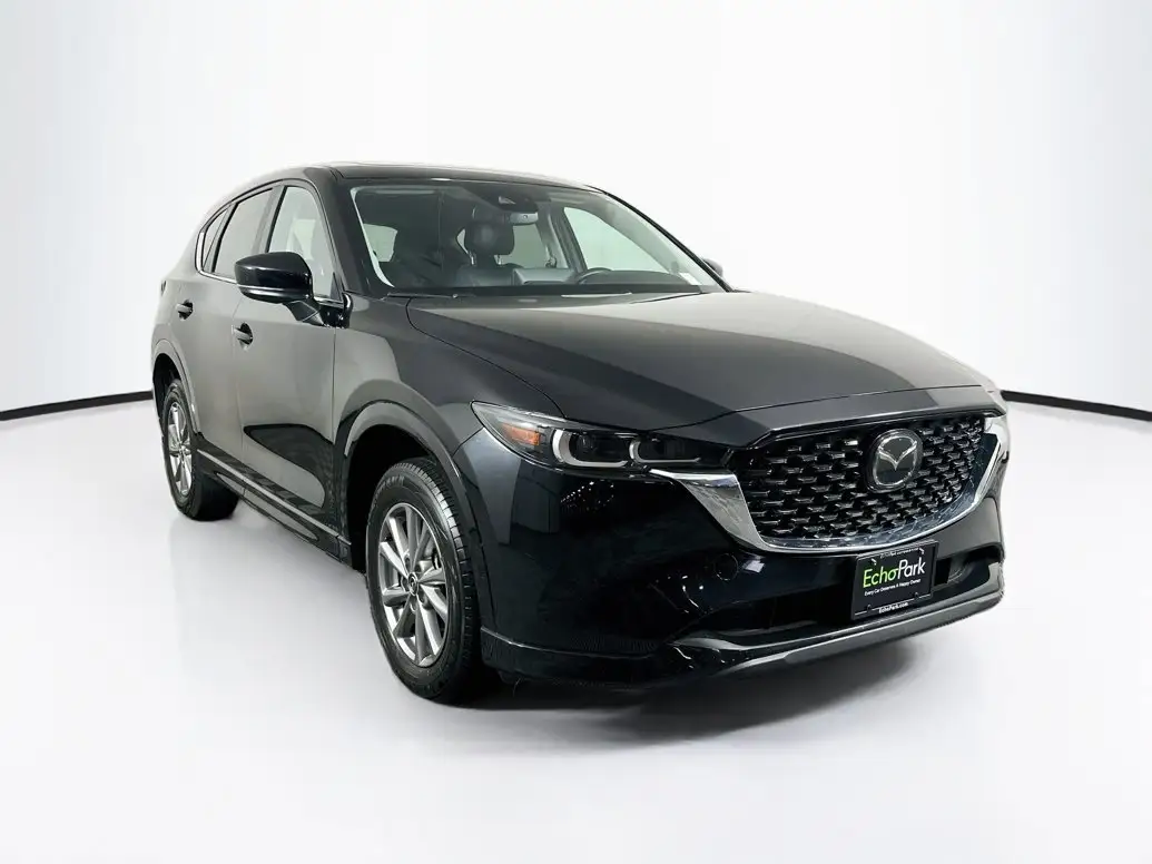 2025 Mazda CX-5 Preferred AWD Auto Package S photo 1