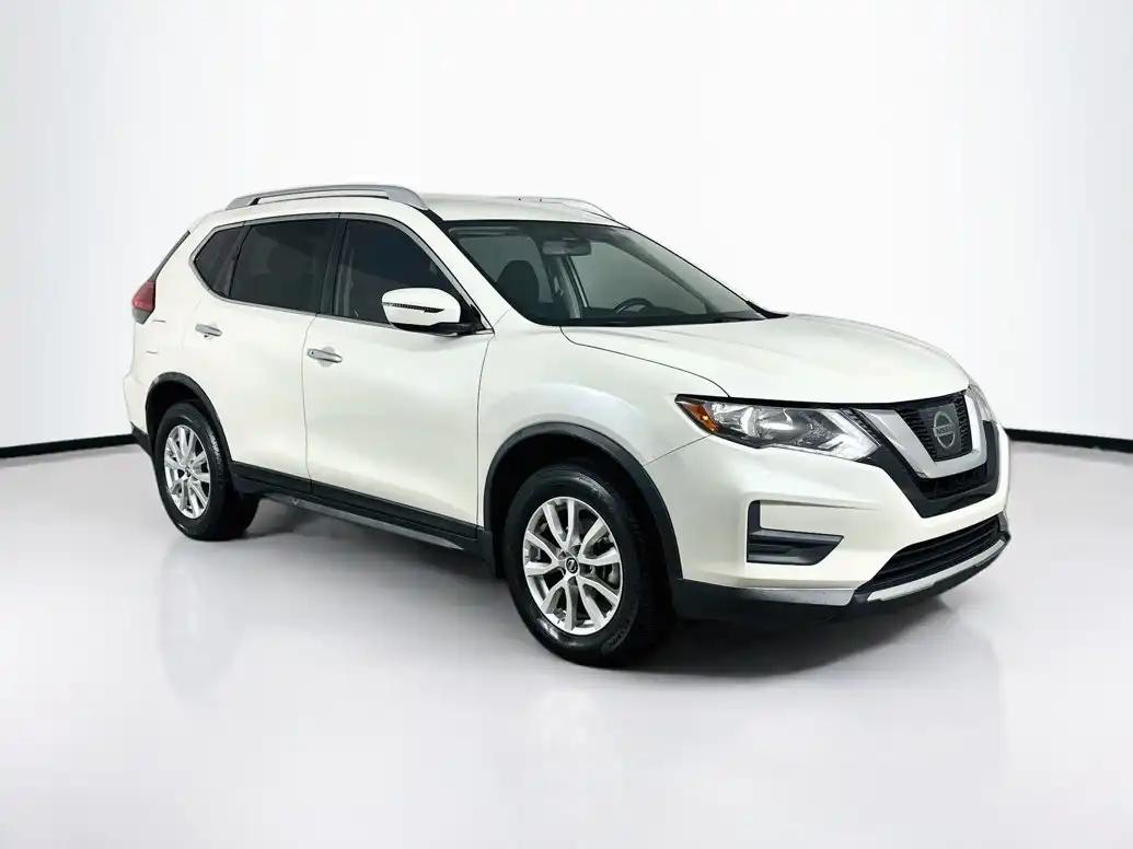 2017 Nissan Rogue SV AWD's photo