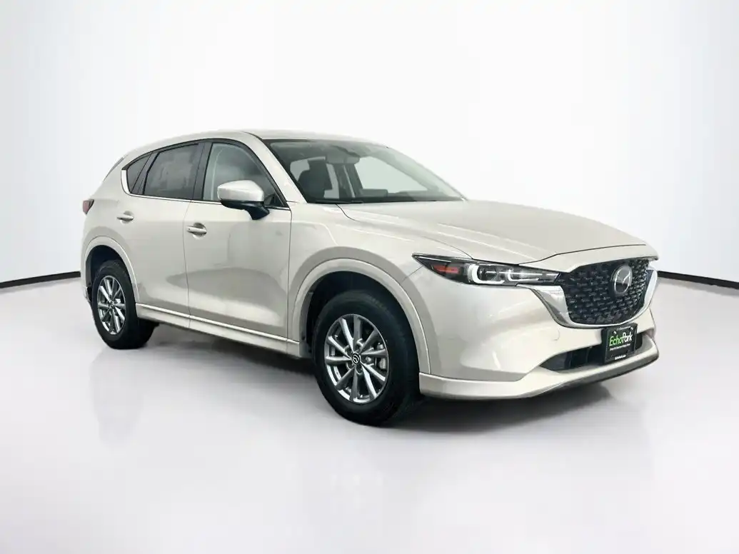 2025 Mazda CX-5 S Preferred package Auto AWD's photo