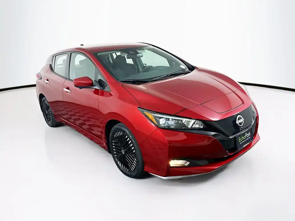 2024 Nissan Leaf SV PLUS's photo