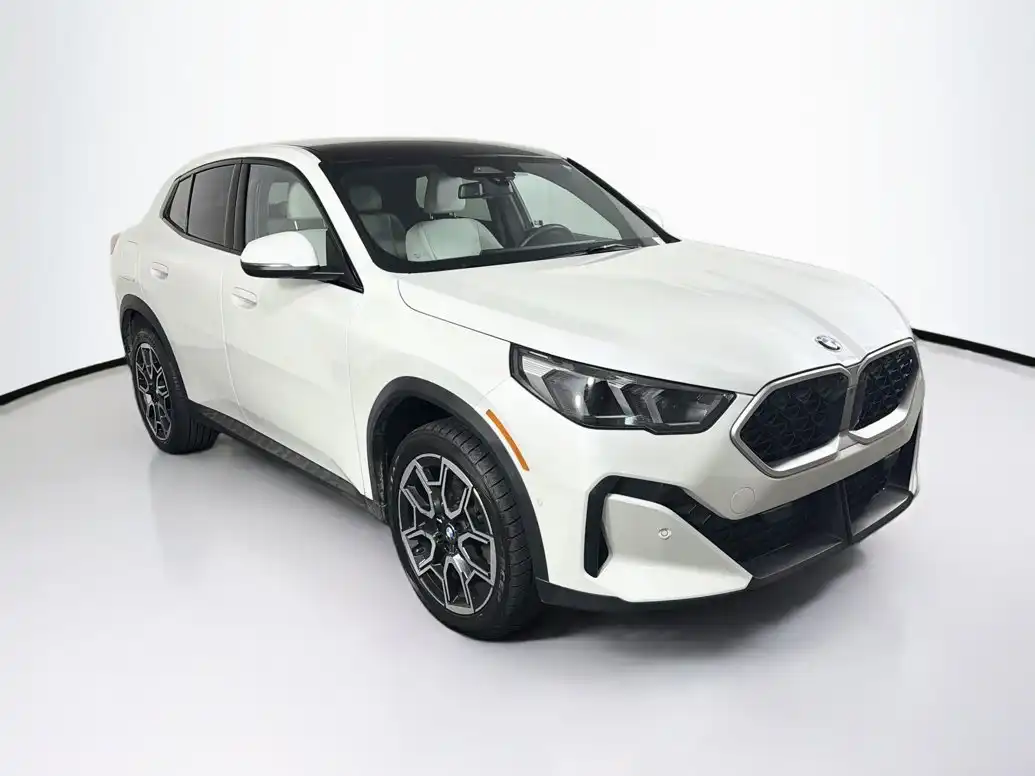 2026 BMW X2 xDrive28i's photo