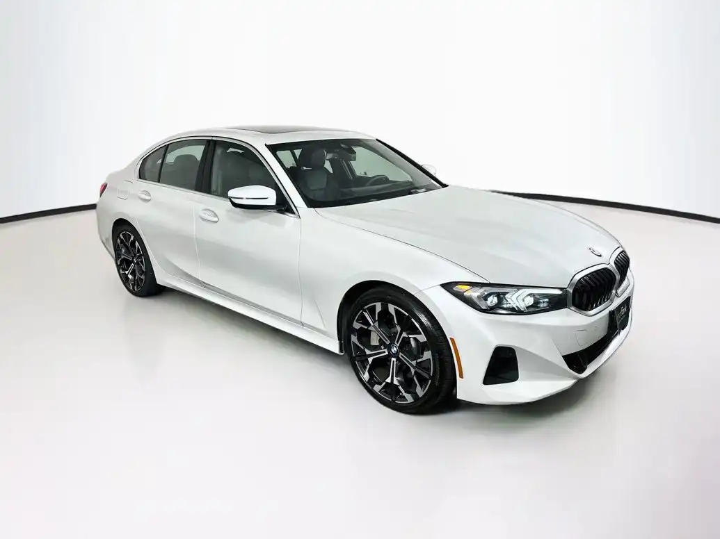 2026 BMW 3 Series 330i Sedan's photo