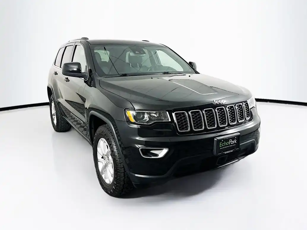 2021 Jeep Grand Cherokee Laredo E 4WD's photo
