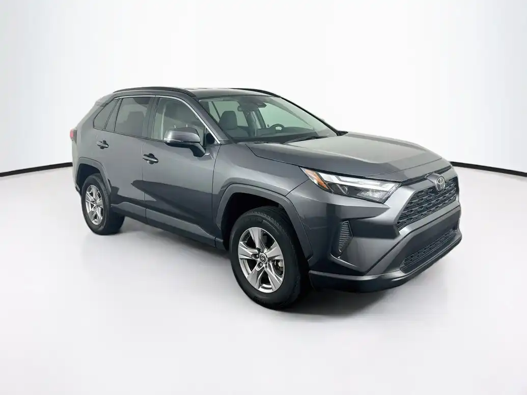 2025 Toyota RAV4 4442 XLE's photo
