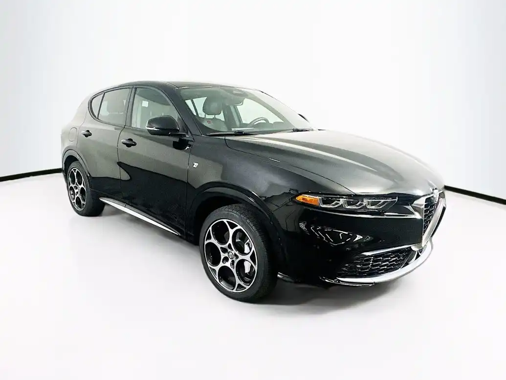 2024 Alfa Romeo Tonale TI's photo