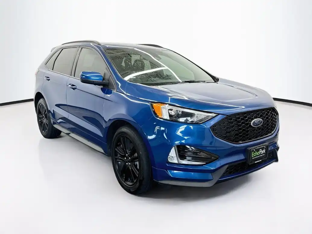 2022 Ford Edge ST-Line AWD's photo