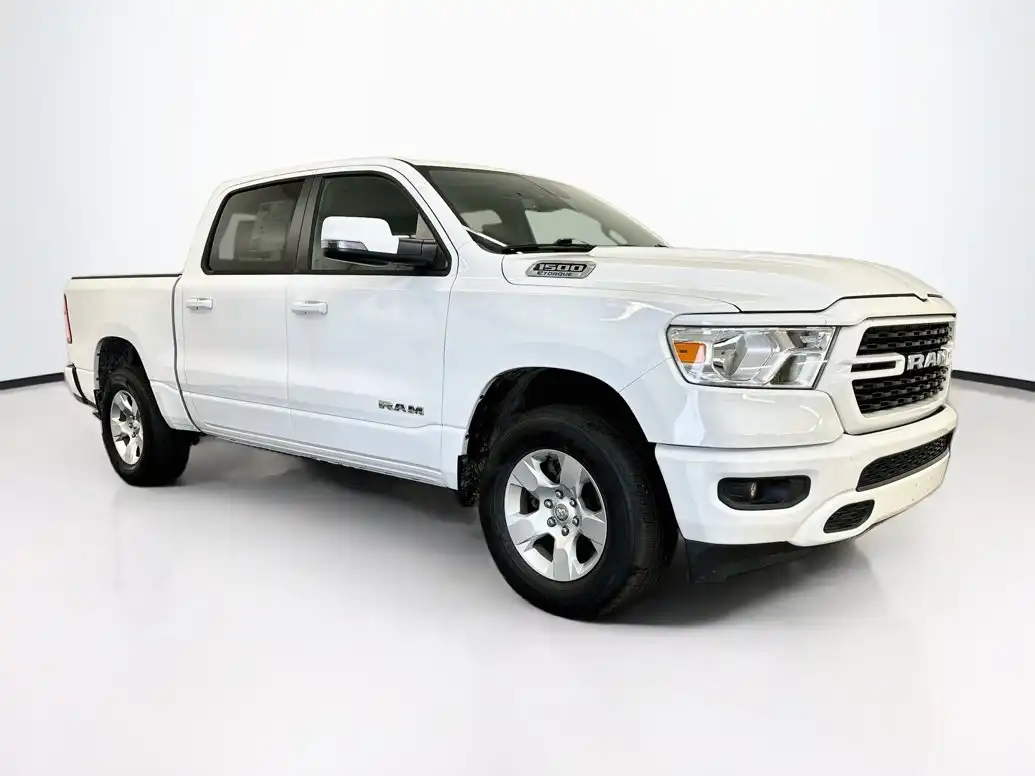 2024 RAM 1500 Big Horn/Lone Star 4x4 Crew Cab 5'7's photo