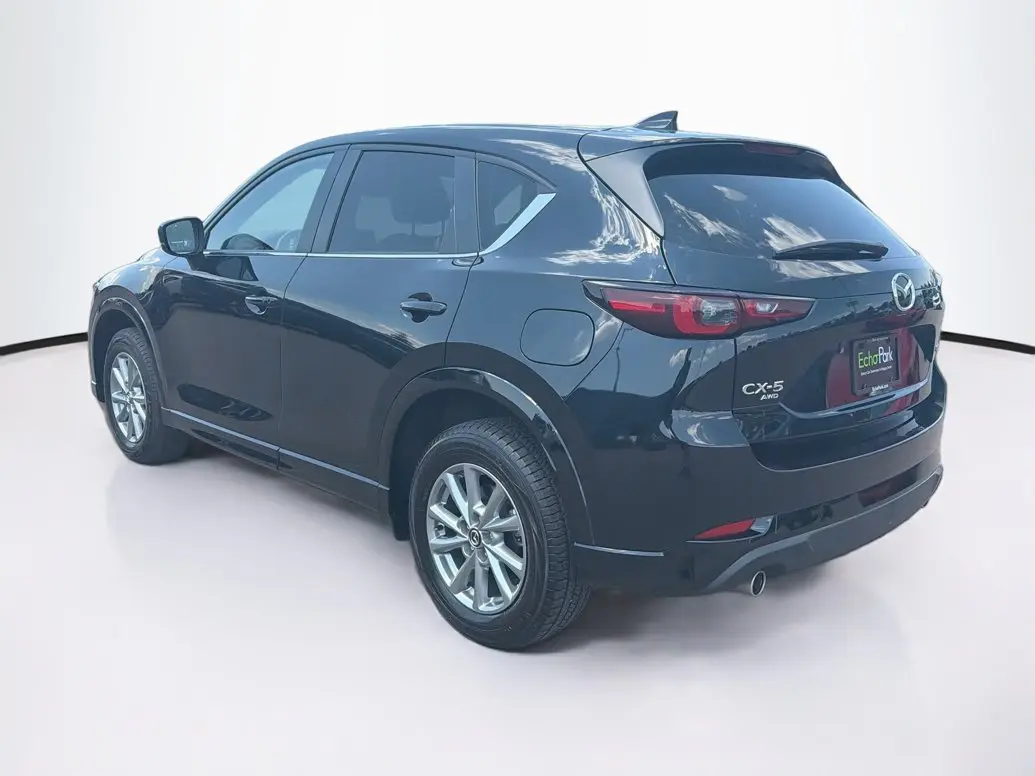 2025 Mazda CX-5 S Preferred package Auto AWD photo 5