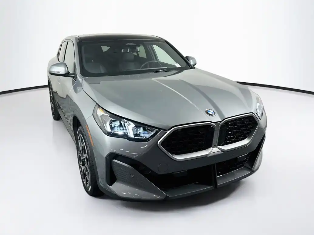 2026 BMW X2 xDrive28i's photo
